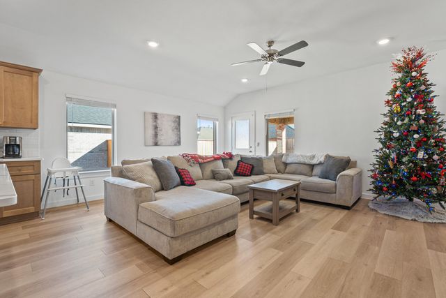 10517 Bangor Avenue, Lubbock, TX 79424