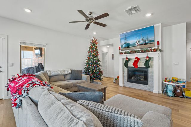 10517 Bangor Avenue, Lubbock, TX 79424