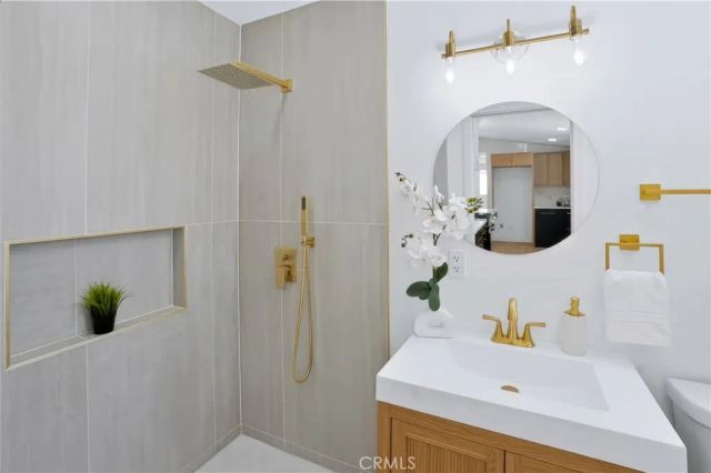 2225 Maple, Costa Mesa, CA 92627