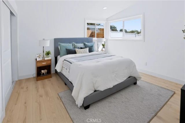 2225 Maple, Costa Mesa, CA 92627