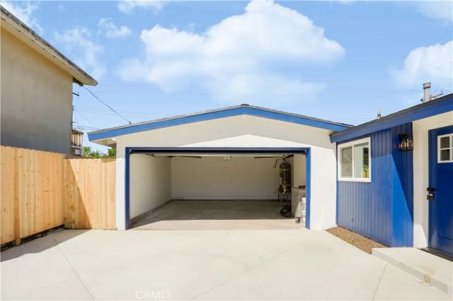 2225 Maple, Costa Mesa, CA 92627