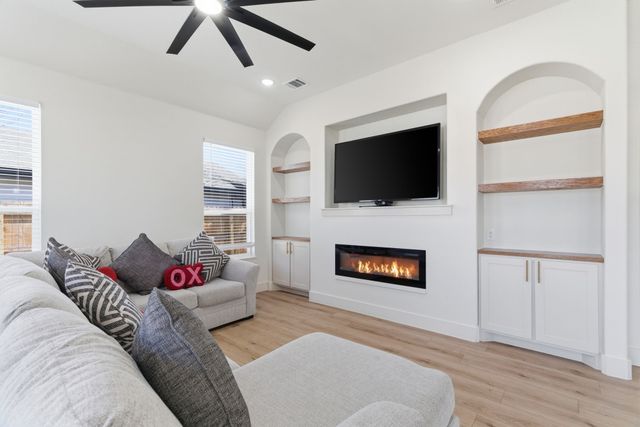 3612 Avenue J, Fort Worth, TX 76105