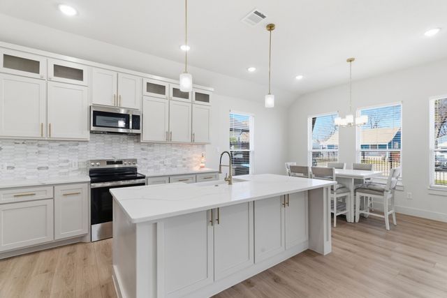 3612 Avenue J, Fort Worth, TX 76105