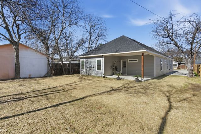 3612 Avenue J, Fort Worth, TX 76105