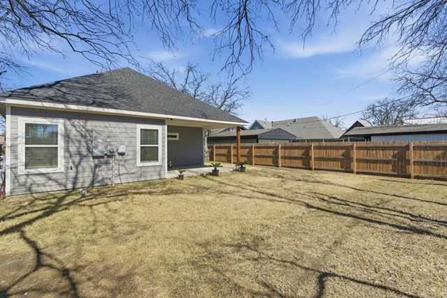 3612 Avenue J, Fort Worth, TX 76105