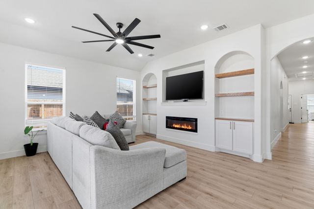 3612 Avenue J, Fort Worth, TX 76105