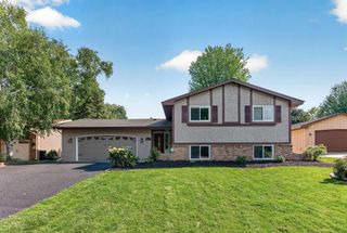 8041 60 1/2 Avenue N, New Hope, MN 55428