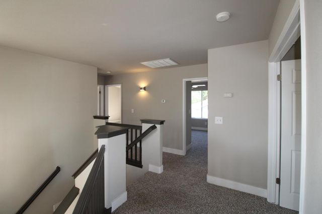 2117 Goshen Avenue, Clovis, CA 93611