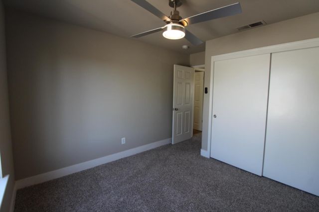 2117 Goshen Avenue, Clovis, CA 93611