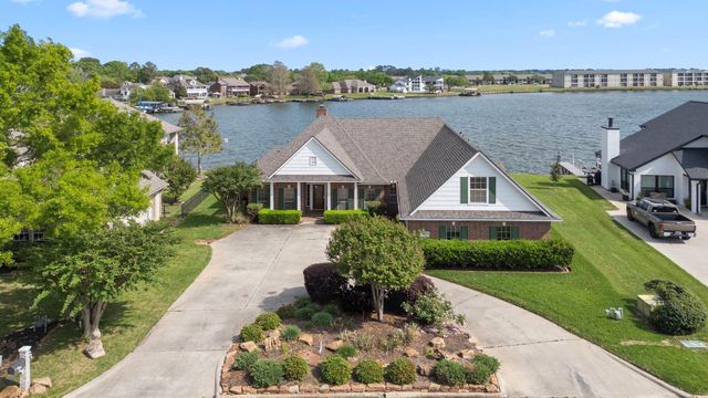 7175 Kingston Cove Lane, Willis, TX 77318