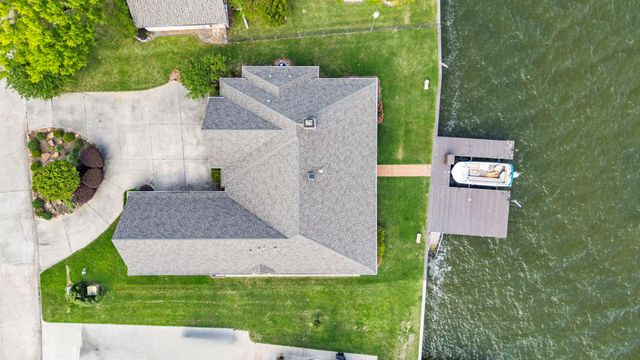 7175 Kingston Cove Lane, Willis, TX 77318