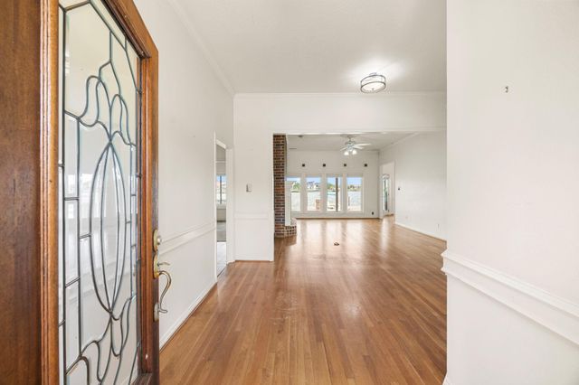 7175 Kingston Cove Lane, Willis, TX 77318