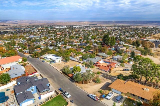 526 Washington, Taft, CA 93268