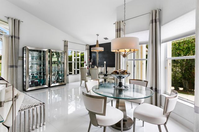 8270 Spyglass Drive, West Palm Beach, FL 33412