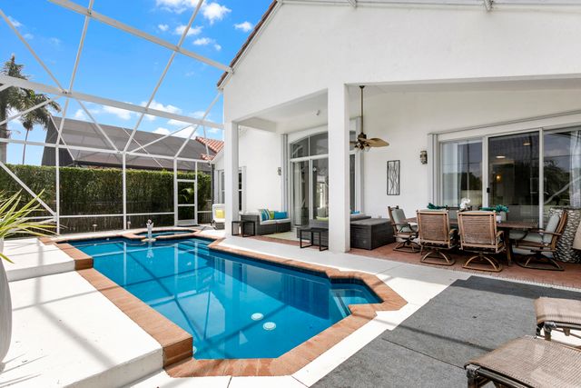 8270 Spyglass Drive, West Palm Beach, FL 33412