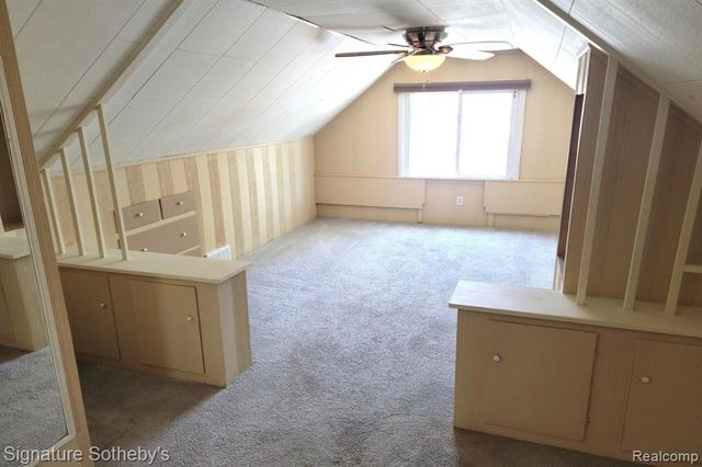 22703 Ridgeway Street, Saint Clair Shores, MI 48080