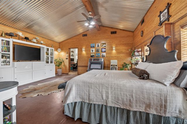 1102 Old Base Road, Aurora, TX 76078