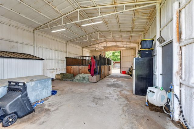 1102 Old Base Road, Aurora, TX 76078