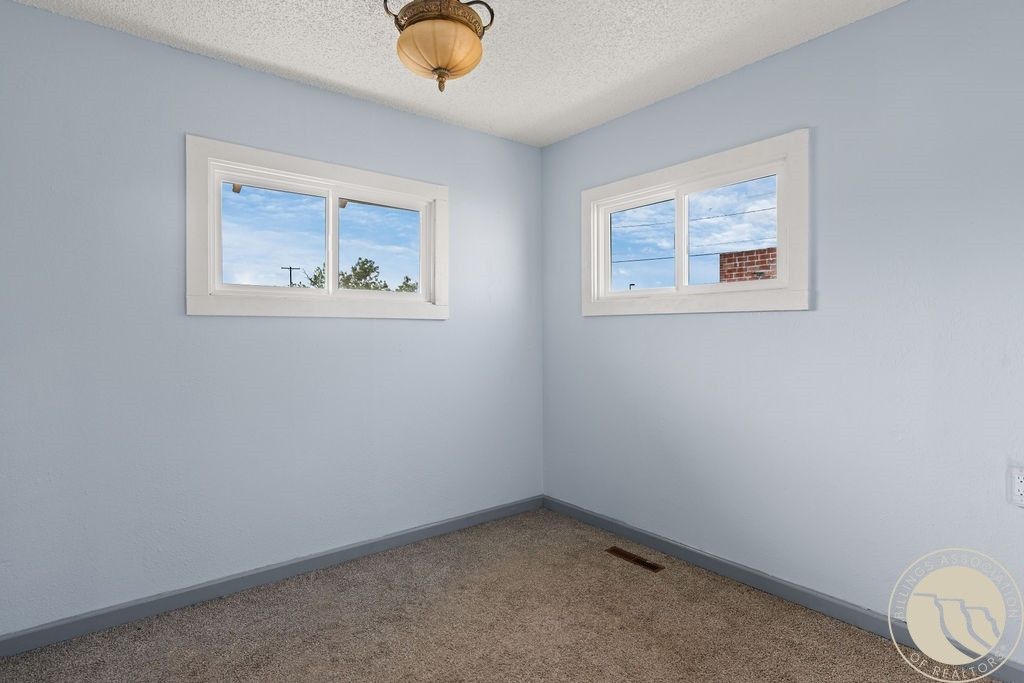 637 3rd Street W, Hardin, MT 59034 photo 15