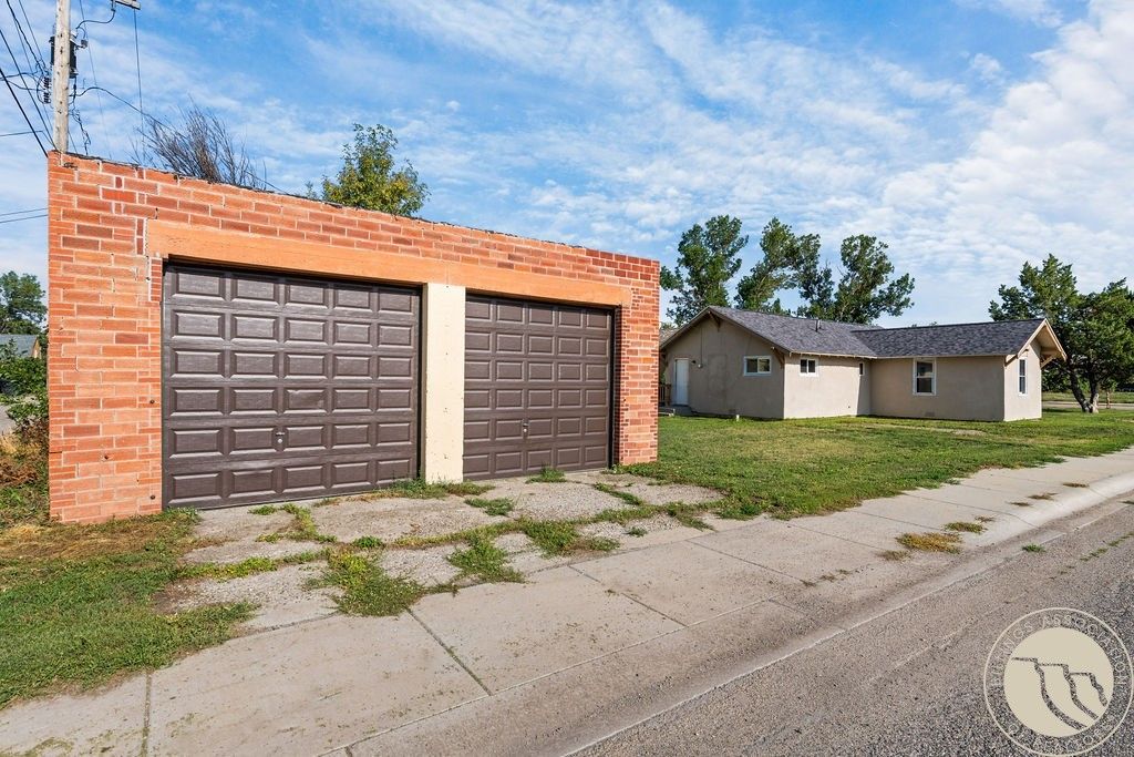 637 3rd Street W, Hardin, MT 59034 photo 19