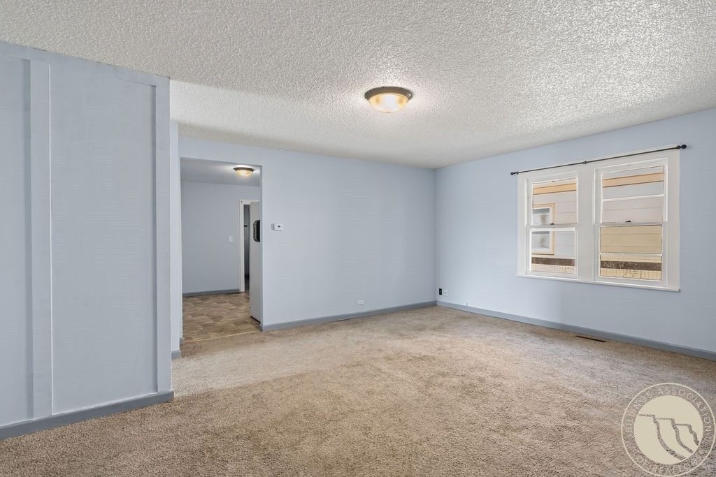 637 3rd Street W, Hardin, MT 59034 photo 9