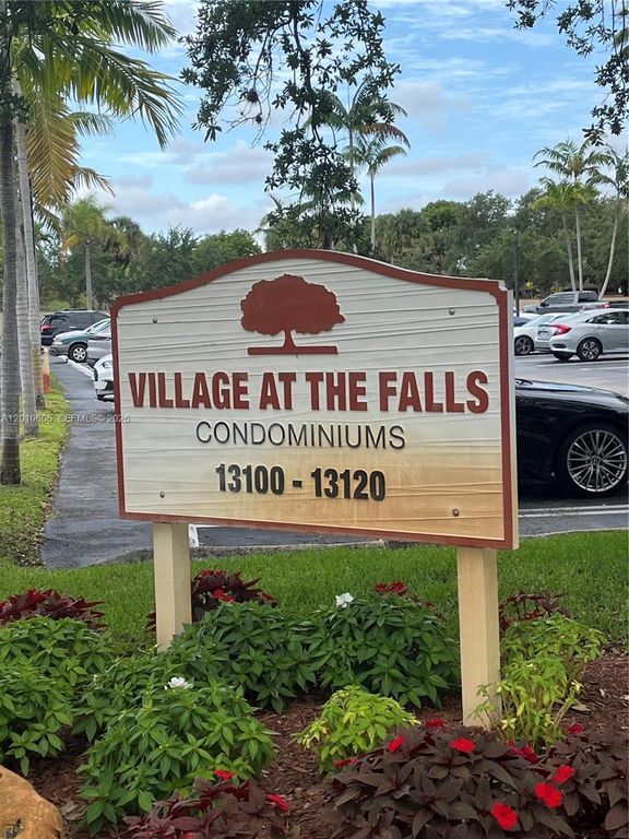 13120 SW 92nd Ave B-208, Miami, FL 33176