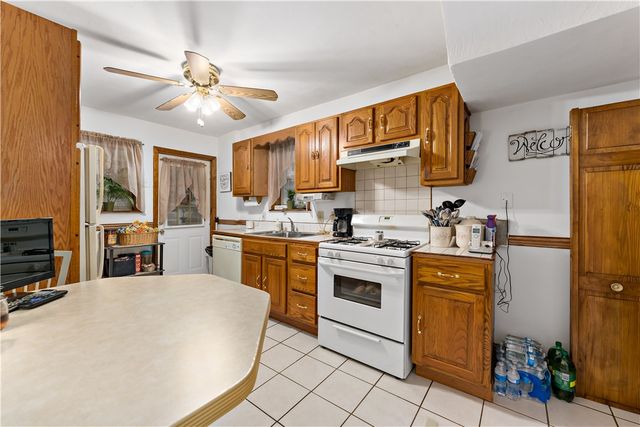 1405 Bellaire Pl, Brookline, PA 15226