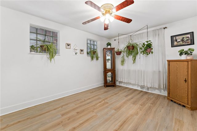 1405 Bellaire Pl, Brookline, PA 15226