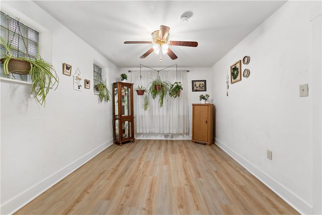 1405 Bellaire Pl, Brookline, PA 15226