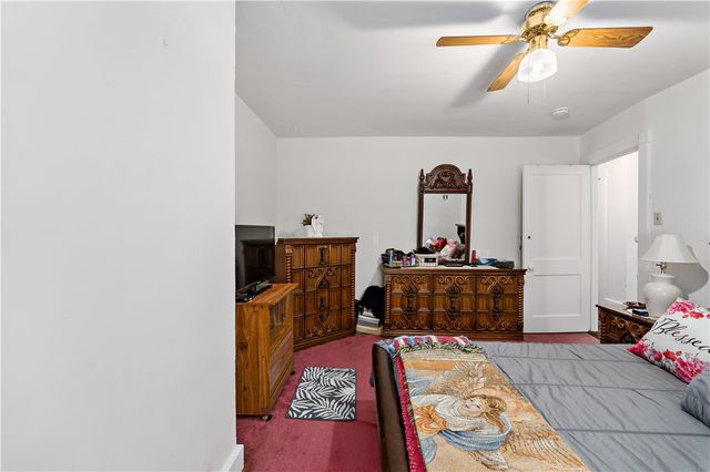 1405 Bellaire Pl, Brookline, PA 15226