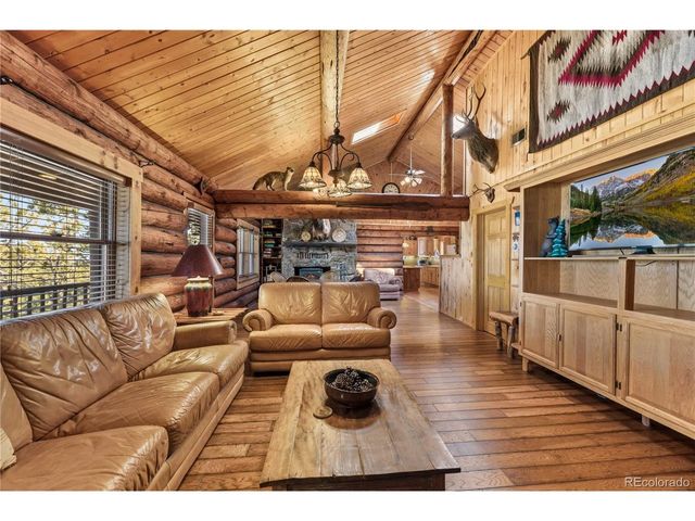 1806 Wagon Wheel Rd, Hartsel, CO 80449