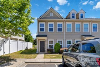 13598 Calloway Glen Drive, Charlotte, NC 28273