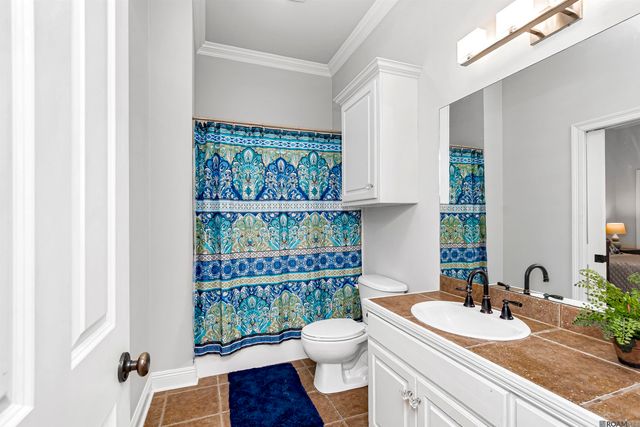 9314 Pine Cone Ct, Baton Rouge, LA 70809