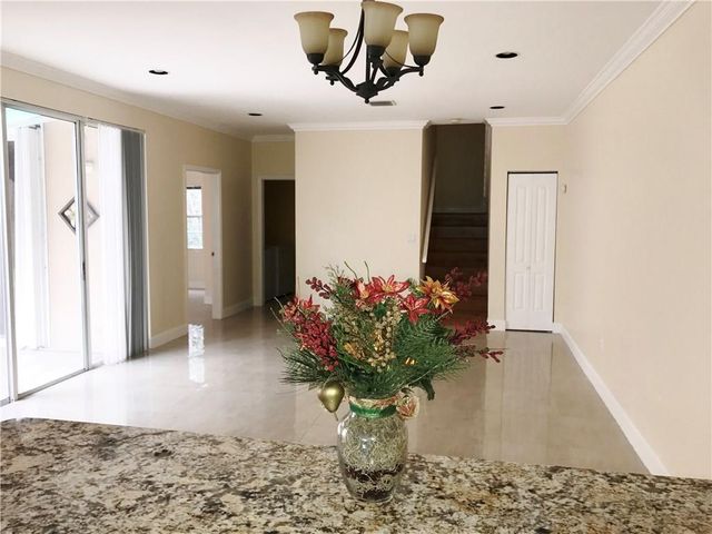 1295 WEEPING WILLOW Way 1295, Hollywood, FL 33019