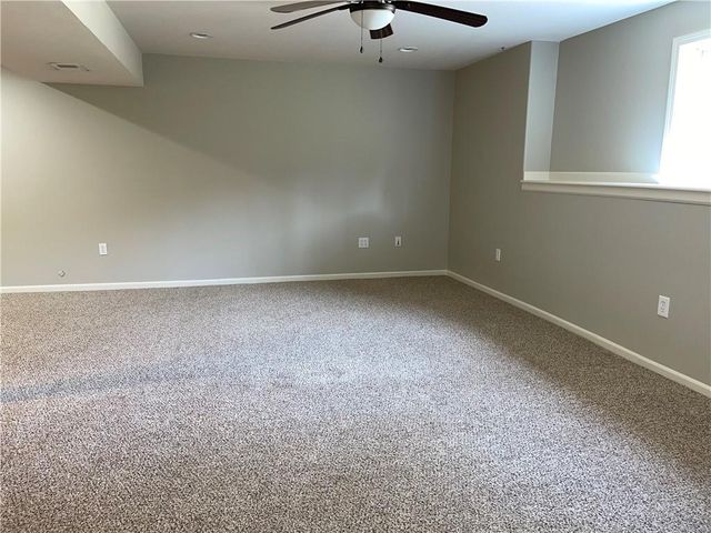 1104 Tamarisk Drive, Leavenworth, KS 66048