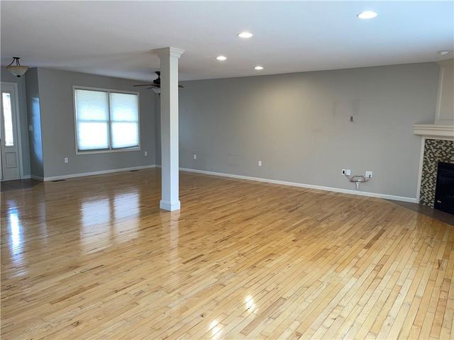 1104 Tamarisk Drive, Leavenworth, KS 66048