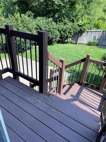 1104 Tamarisk Drive, Leavenworth, KS 66048