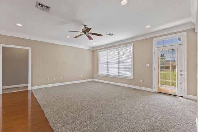 9 Hartford Ct., Hattiesburg, MS 39402