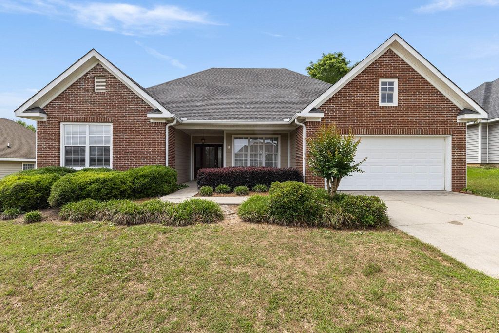 9 Hartford Ct., Hattiesburg, MS 39402