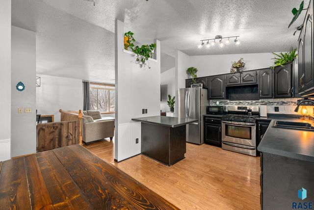 6305 W 54th. St Street, Sioux Falls, SD 57106