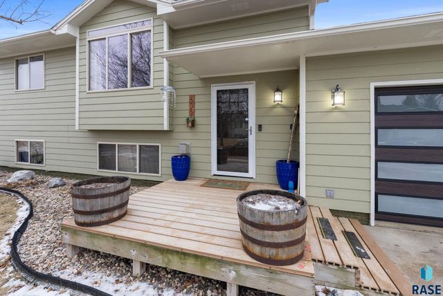 6305 W 54th. St Street, Sioux Falls, SD 57106