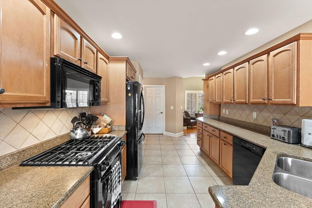 12616 Marsh Landing Pkwy, Cedar Lake, IN 46303