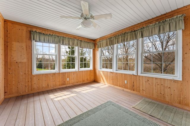 12616 Marsh Landing Pkwy, Cedar Lake, IN 46303
