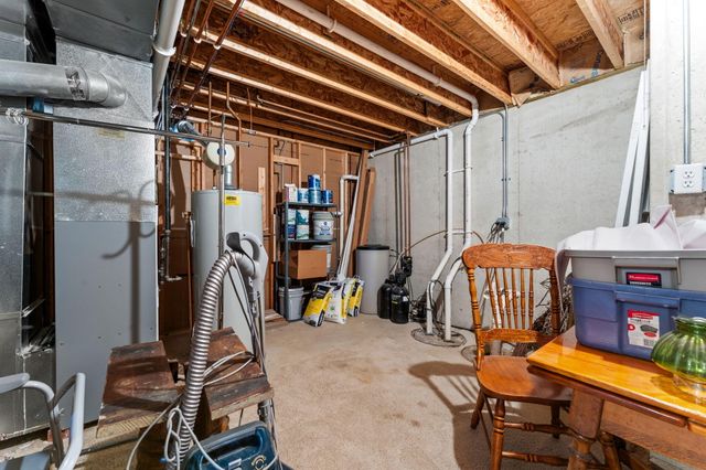 12616 Marsh Landing Pkwy, Cedar Lake, IN 46303
