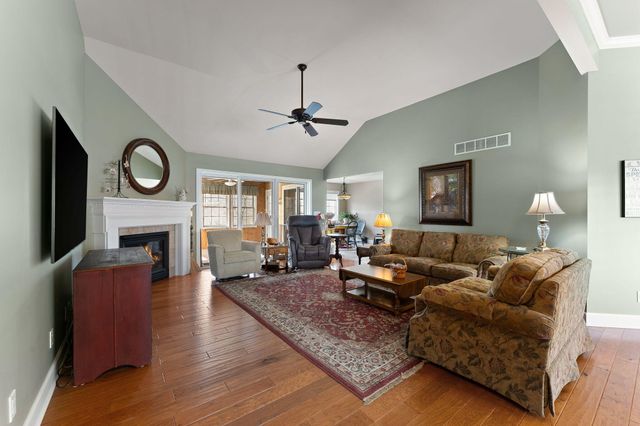 12616 Marsh Landing Pkwy, Cedar Lake, IN 46303