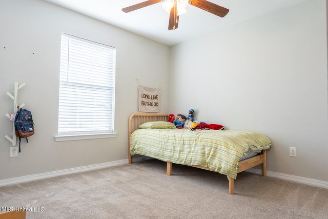 104 Oaks Court, Picayune, MS 39466