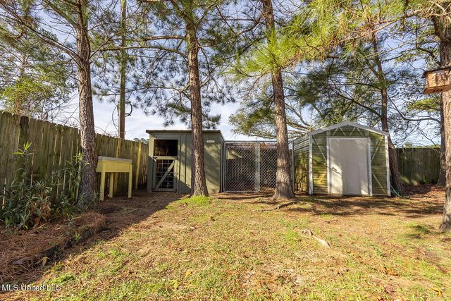 104 Oaks Court, Picayune, MS 39466