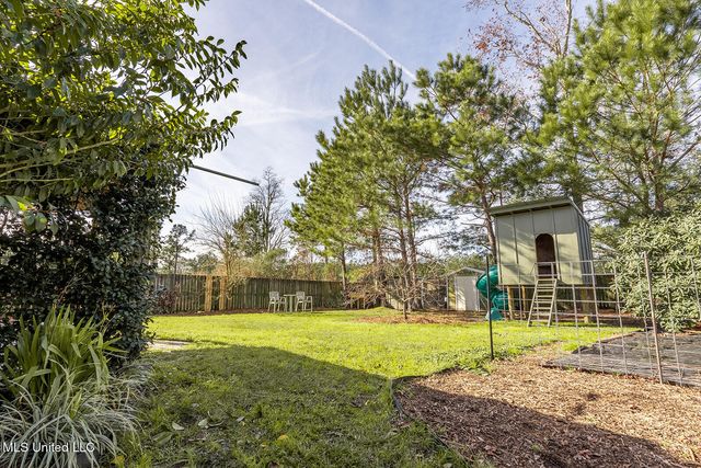 104 Oaks Court, Picayune, MS 39466