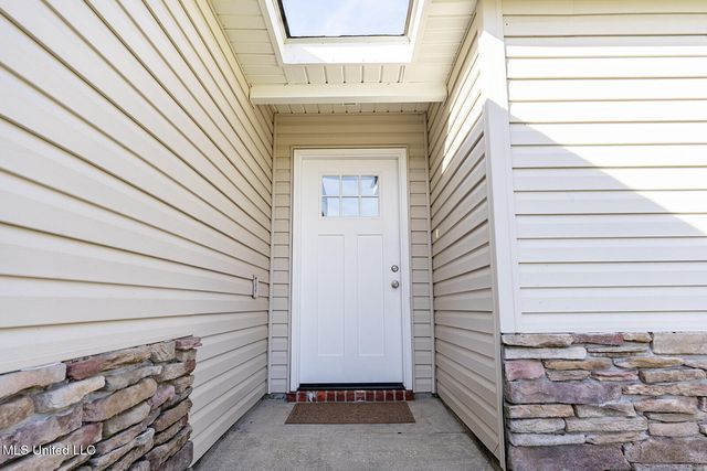 104 Oaks Court, Picayune, MS 39466