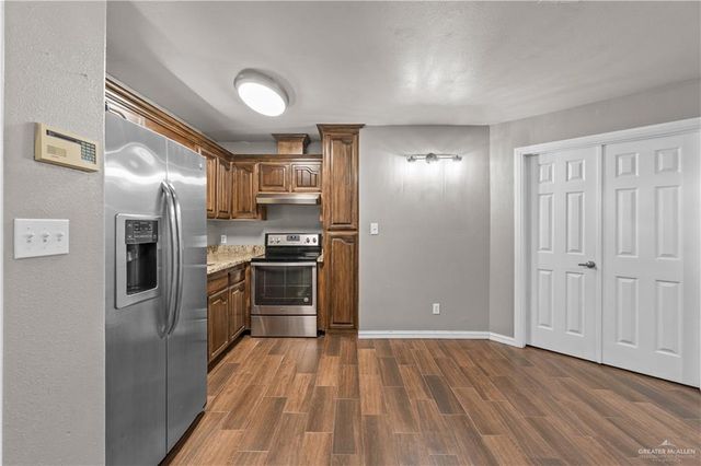 102 W 10th Street, Los Fresnos, TX 78566